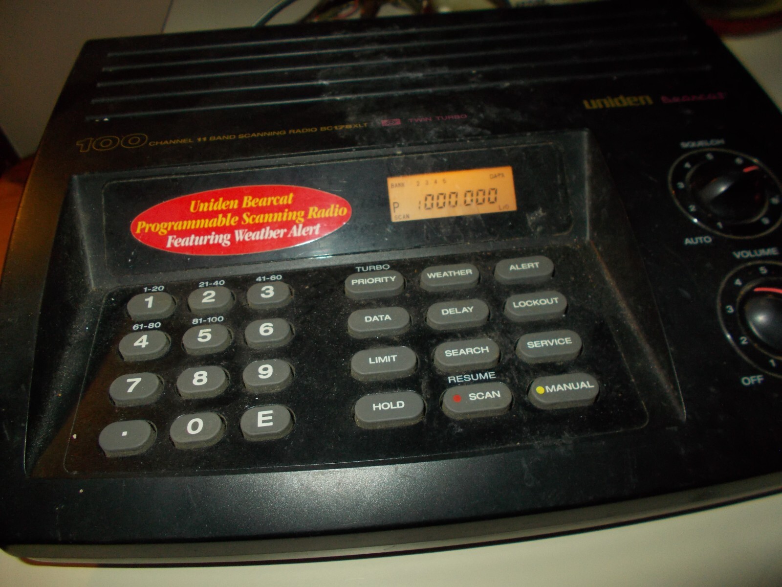 UNIDEN BEARCAT 100 Channel 11 Band Analog Scanner BC178XLT Police