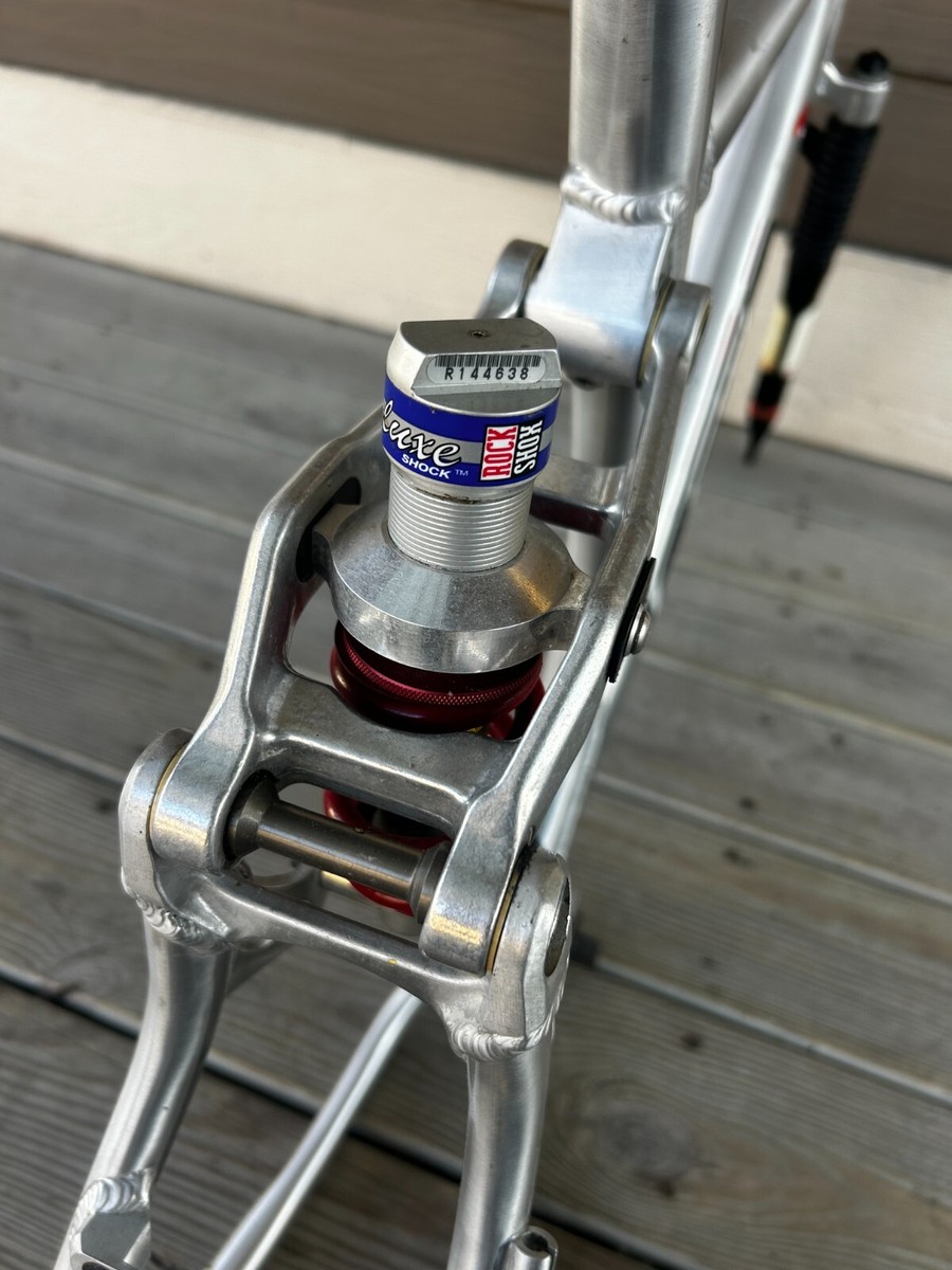 GT LTS フレーム ポリッシュ Vintage GT LTS-2 19 Blue Anodized Full Suspension MTB Frame