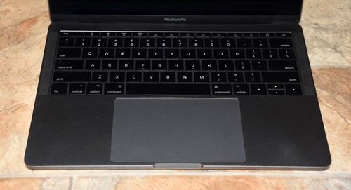 Apple MacBook Pro 13" Mid 2017 i7 2.5GHz 16GB DDR3 1TB SSD MacOS 13.4 - Afbeelding 9 van 13
