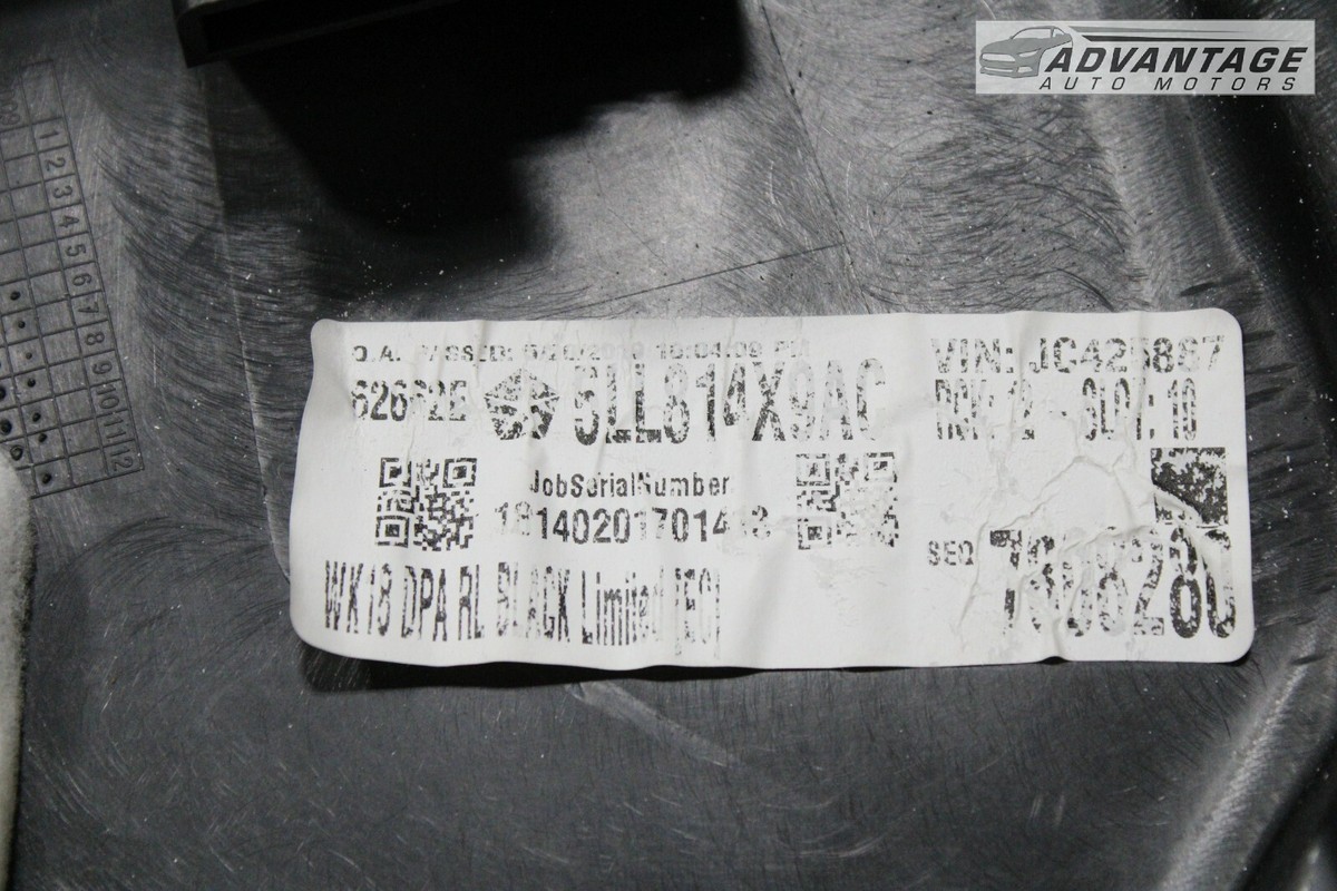 2018-2021 JEEP GRAND CHEROKEE REAR LEFT SIDE DOOR PANEL TRIM COVER