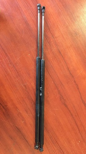 BMW X3 SERIE E83 PAAR GASDRUCKFEDERN HINTEN 3400379