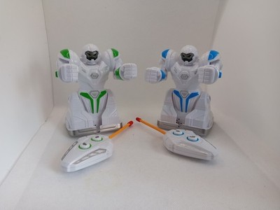 Kleiner Kampfroboter mit Fernbedienung Kinder Spielzeug Roboter 2er Set
