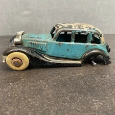 Vintage Old Rare Original 1930s Hubley Terraplane Car Sedan Cast Iron Toy USA