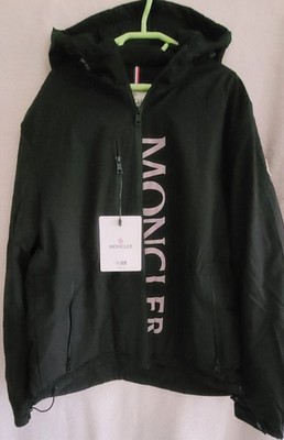 Windbraeker Moncler M Gr. fällt  kleiner aus, entspricht Gr.S.  Wasserabweisend