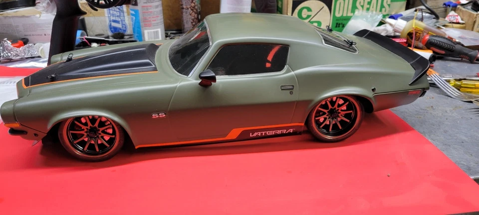 Vaterra, 1/10 camaro, NUEVO, RARO Foto 4 de 4