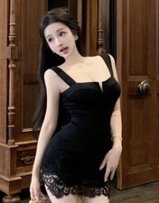 Women's Sexy V-neck Lace Splicing temperament sling Package buttocks short dress