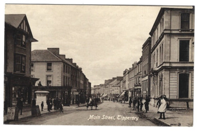 R/P Postkarte der Main Street in Tipperary Irland in gutem Zustand
