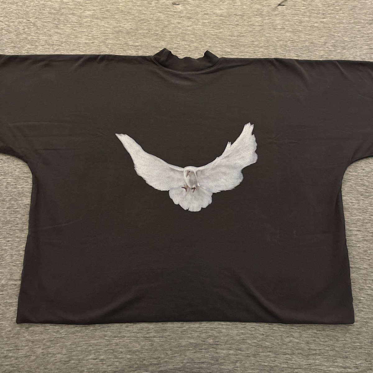 YZY Yeezy Gap Engineered By Balenciaga Size L Cropped Dove Black 