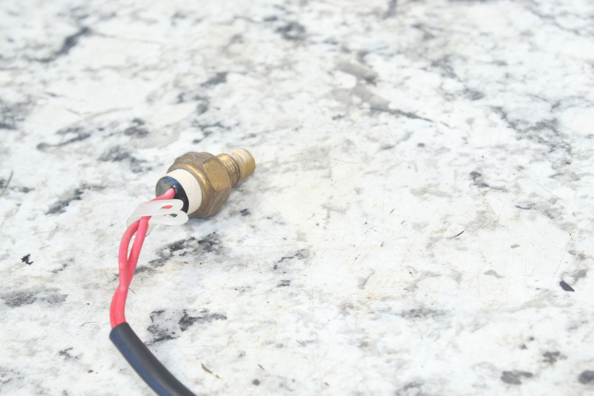 Screw In Temperature Sensor SR109 Fan Thermal Sensor Switch For 1999 Polaris Magnum 500 ATV - Temperature Sensor ATV Fan Thermal Switch 1999 - Foto 10