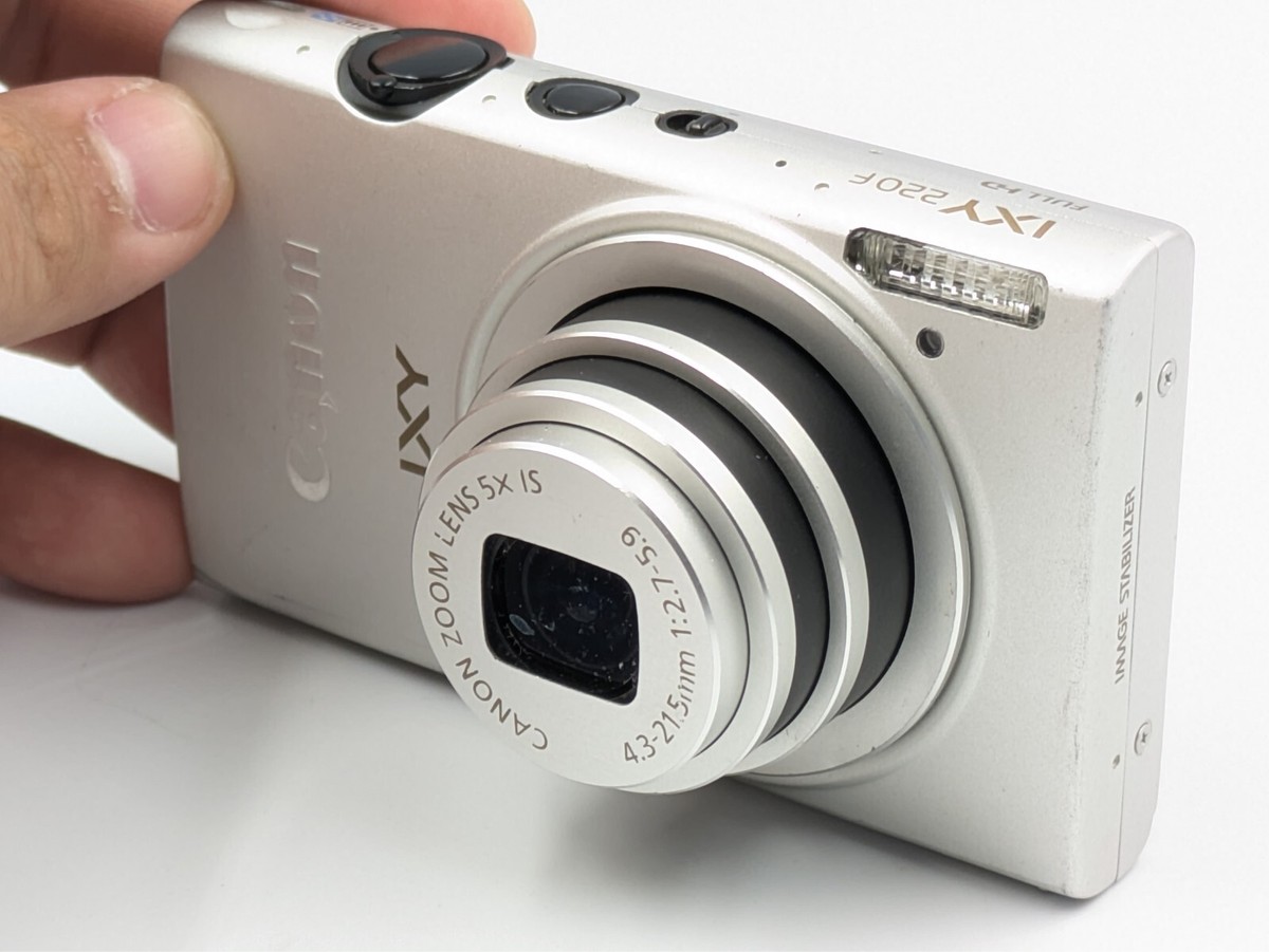 Canon IXY 220F PowerShot ELPH 110 HS IXUS 125 HS silver 16.1MP m 