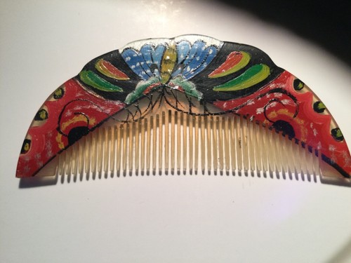 Vintage Ox Horn Handpainted Butterfly Hair Accessory Comb Fuzhou