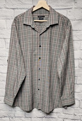 green emerald velvet dress Amazon.com: Van Heusen mens Slim Fit Ultra Wrinkle Free Flex Collar Stretch Dress  Shirt, Black, 13 -13.5 Neck 32 -33 Sleeve US : Clothing, Shoes & Jewelry main image 0