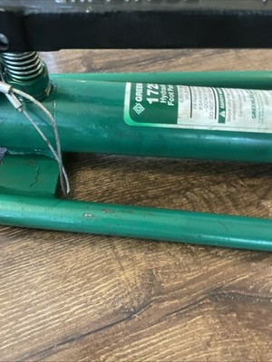 Greenlee 800 Hydraulic cable bender With 1725 foot pump 350 MCM