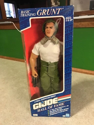 Hasbro NIB G.I.Joe Hall of Fame Basic Training Grunt 6111
