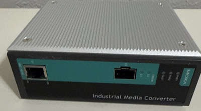Moxa- IMC 101G Ethernet/SFP Media Converter