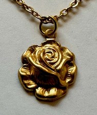 Rose flower gold tone metal charm pendant 5/8 of 1" necklace 18" GP