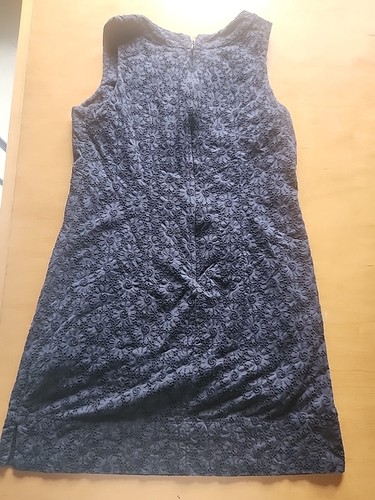 Hatley Navy Eyelet V Neck Shift Dress size 6 Back Zipper Lined 100% Cotton - Picture 8 of 11