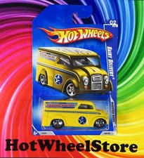 2009 Hot Wheels Yellow DAIRY DELIVERY Modified Rides #158 HW28-020425