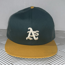 Vintage 90s Oakland A  s MLB Baseball Medium Cap Hat Green Gold SnapBack Trucker