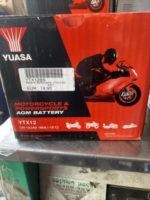 Yuasa YTX12 AGM 10Ah Motorradbatterie (DIN 51012)