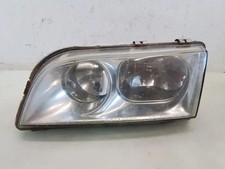 Feu avant (phare) Volvo 66