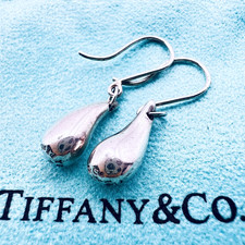 Tiffany & Co. Teardrop Hangle Hook Drop Sterling Silver 925 Ohrringe mit Etui