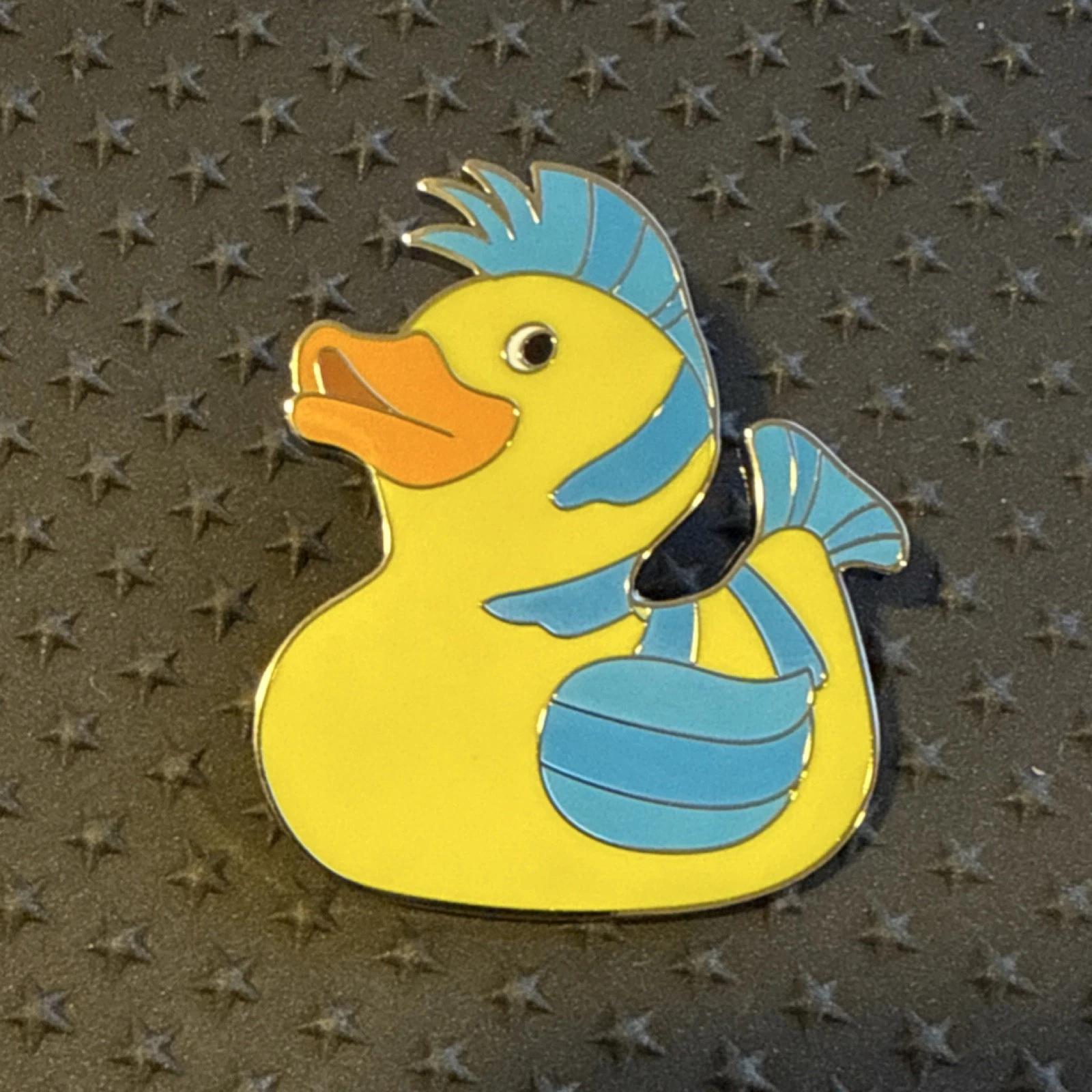 Disney Ducks of Disney Pin Flounder Little Mermaid Duck 2024 Mystery Pin (8)