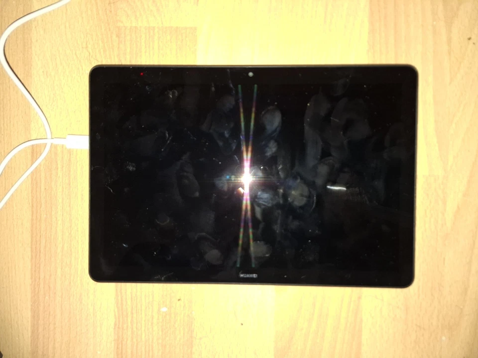 Huawei MediaPad T5 LTE 16GB, Wi-Fi + 4G (Ohne Simlock), 10,1 Zoll - Schwarz - Bild 2 von 4