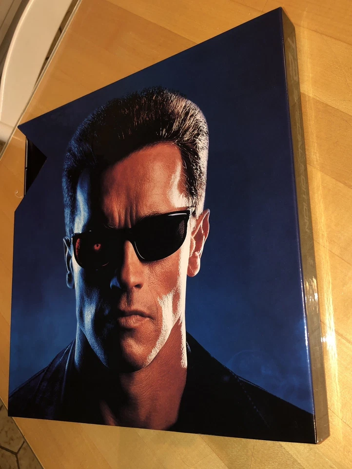 Terminator 2 Judgement Day Laserdisc Special Edition Box Set - Image 4 of 4