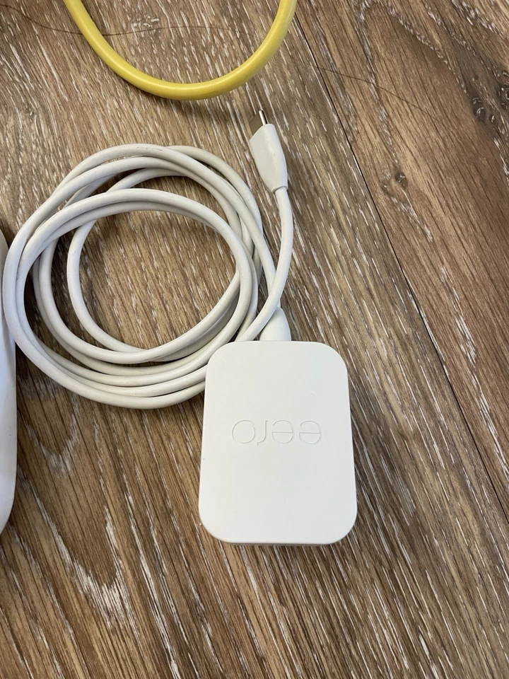 eero Pro 6E Tri-Band Mesh Wi-Fi 6E S010001 White with Cord/Cables Tested - Image 3 of 4