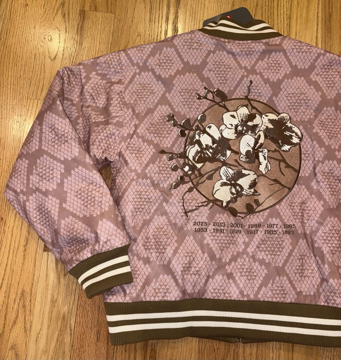 PUMA Year of the Snake Bomber Jacket pink Snake skin pattern Size