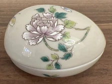 Takahashi Cho-Cho San Francisco Porcelain Trinket Egg Box Flowers Butterflies
