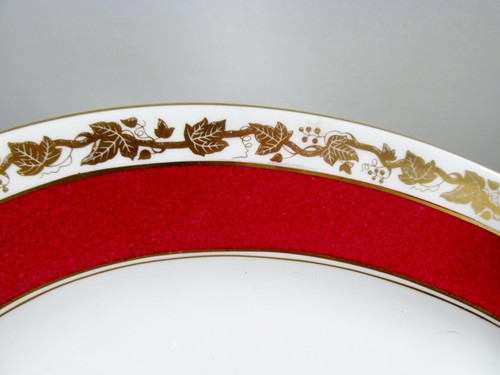Luxe Wedgwood Bone China Whitehall Ruby 15.5” Oval Platter W3994 - Picture 2 of 3