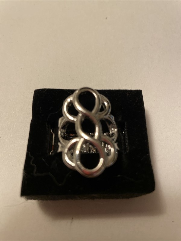 Paparazzi Breathe It All In Flower Silver Ring