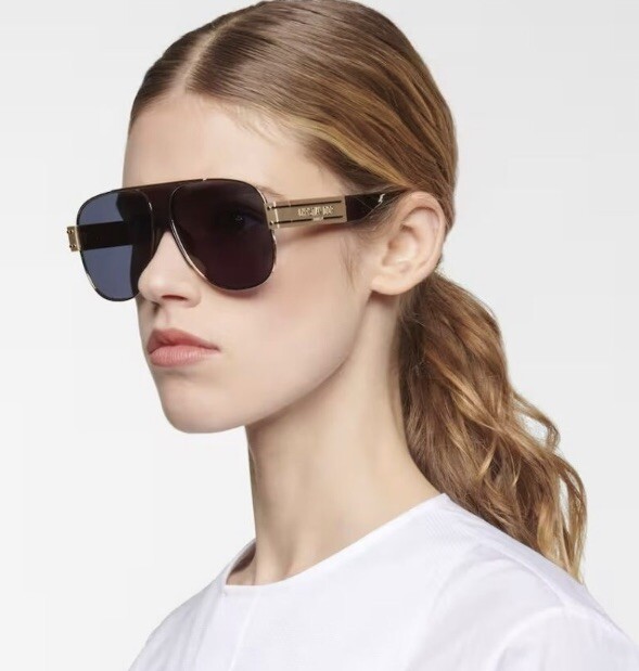 Christian Dior vintageアビエーター サングラス Christian Dior DIORSIGNATURE A3U Gold Blue Oversized Aviator