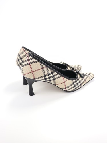 Burberry Nova Check Heels - Picture 3 of 10