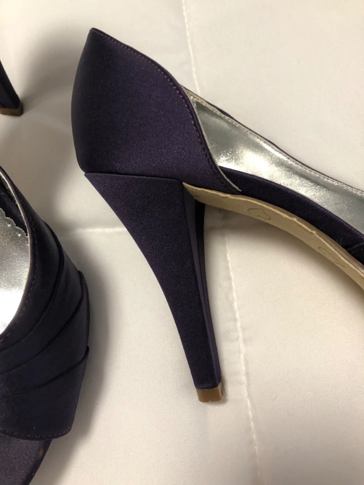 Michaelangelo Mujer Tacones Altos Púrpura Satinado Parte Superior Talla 6 1/2 Punta Abierta - Lazo Foto 2 de 4