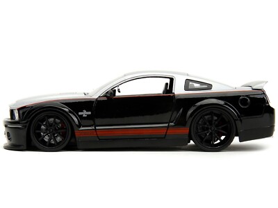2008 FORD SHELBY MUSTANG GT-500KR SILVER & BLACK 1/24