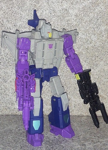 Transformers Legacy Needlenose Complete Deluxe Generations - Picture 4 of 5