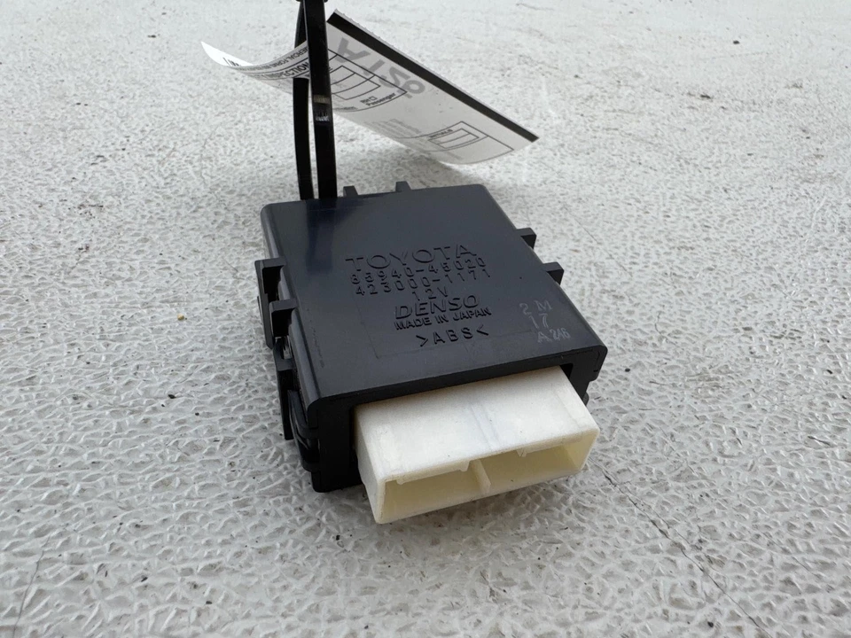 Conjunto de relé limpiaparabrisas Toyota Sienna 2011-2016 8594045020 OEM Foto 3 de 4