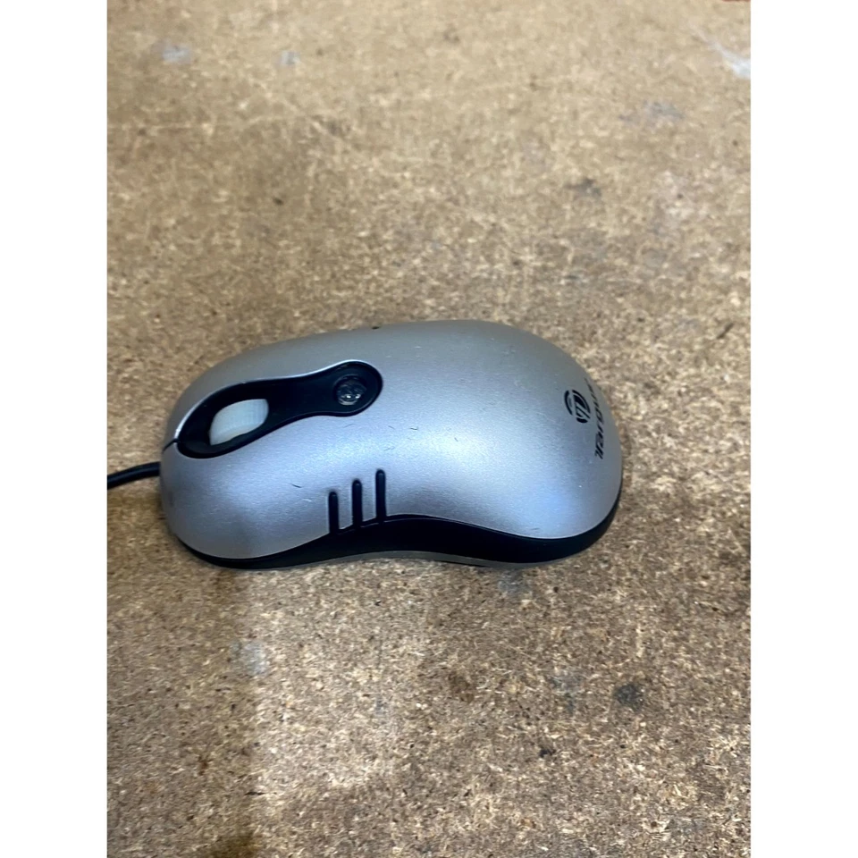 Targus AMU4302EUK Optical Mouse Grey Wired USB 3-Buttons Scroll Wheel for PC - Image 3 of 4