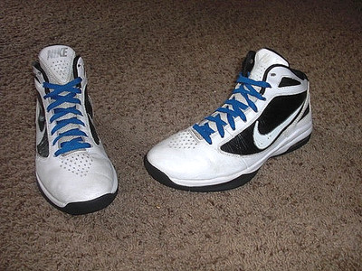 Nike Air Max Destiny Black White Basketball Mid Flywire Womens US Size 8.5 shoes