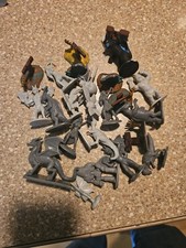 Lot Dungeons and Dragons Plastic Miniatures 25 D D Monsters Enemies Drunk N'