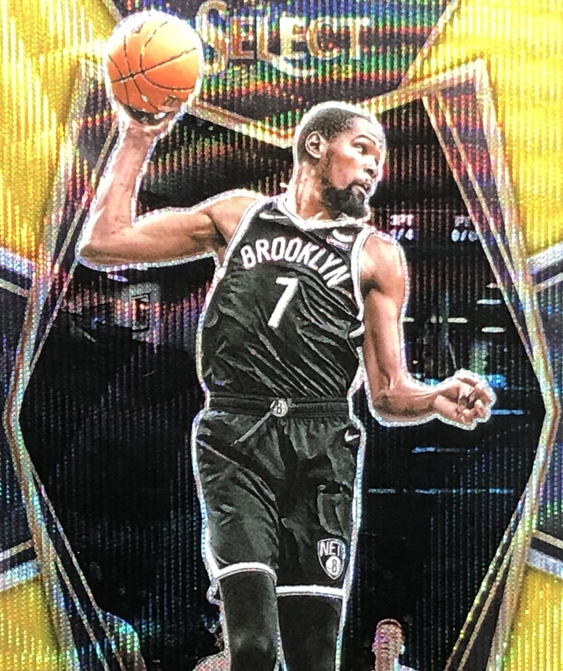 2021-22 Select Kevin Durant GOLD WAVE PRIZM PREMIER LEVEL VARIATION SSP No. 135 - Image 2 of 4