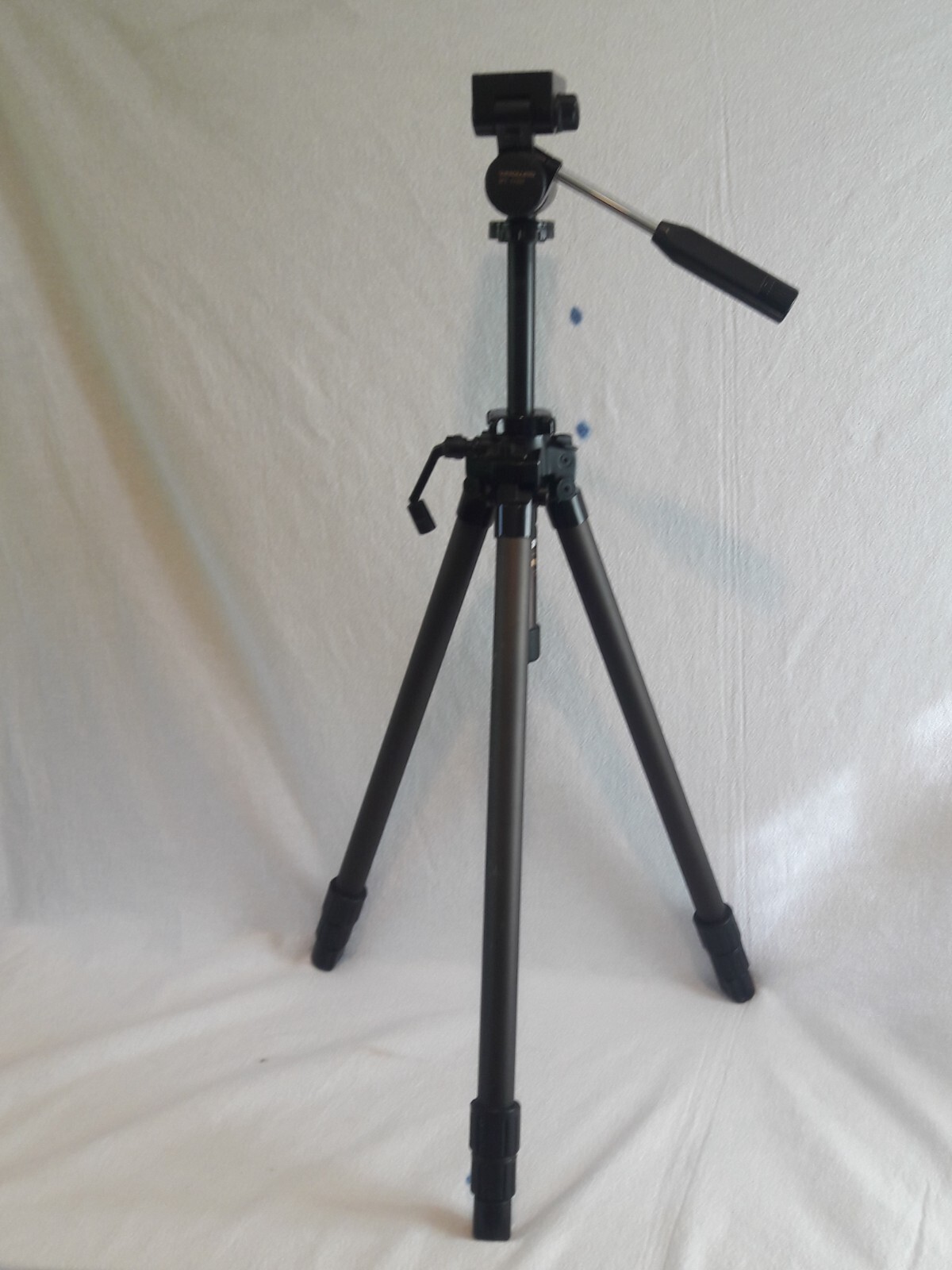 VANGUARD MT110H Professional HeavyDuty Metal TRIPOD Fluid Pan Head