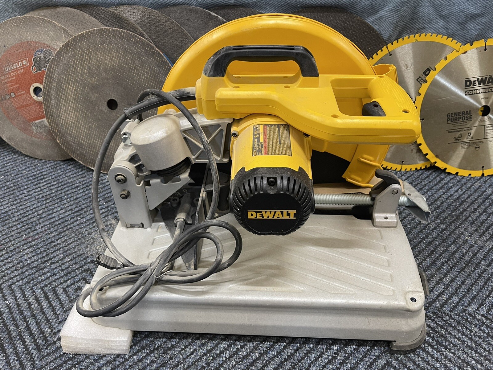 DeWALT D28715 14" Chop Saw + with Quick Change Keyless Blade LOCAL PICK UP eBay