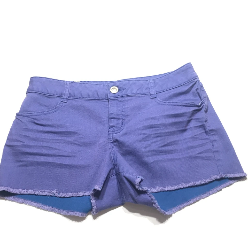 LC Lauren Conrad Shorts Womens Size 6 Periwinkle Faded Cut Off Mid Rise Shortie - Image 2 of 4