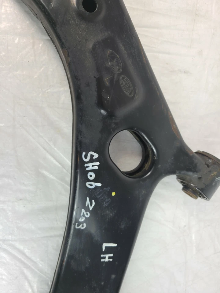 2014 Hyundai Tucson 2.0L Front Left Driver Side Lower Suspension Control Arm OEM - Image 3 of 3
