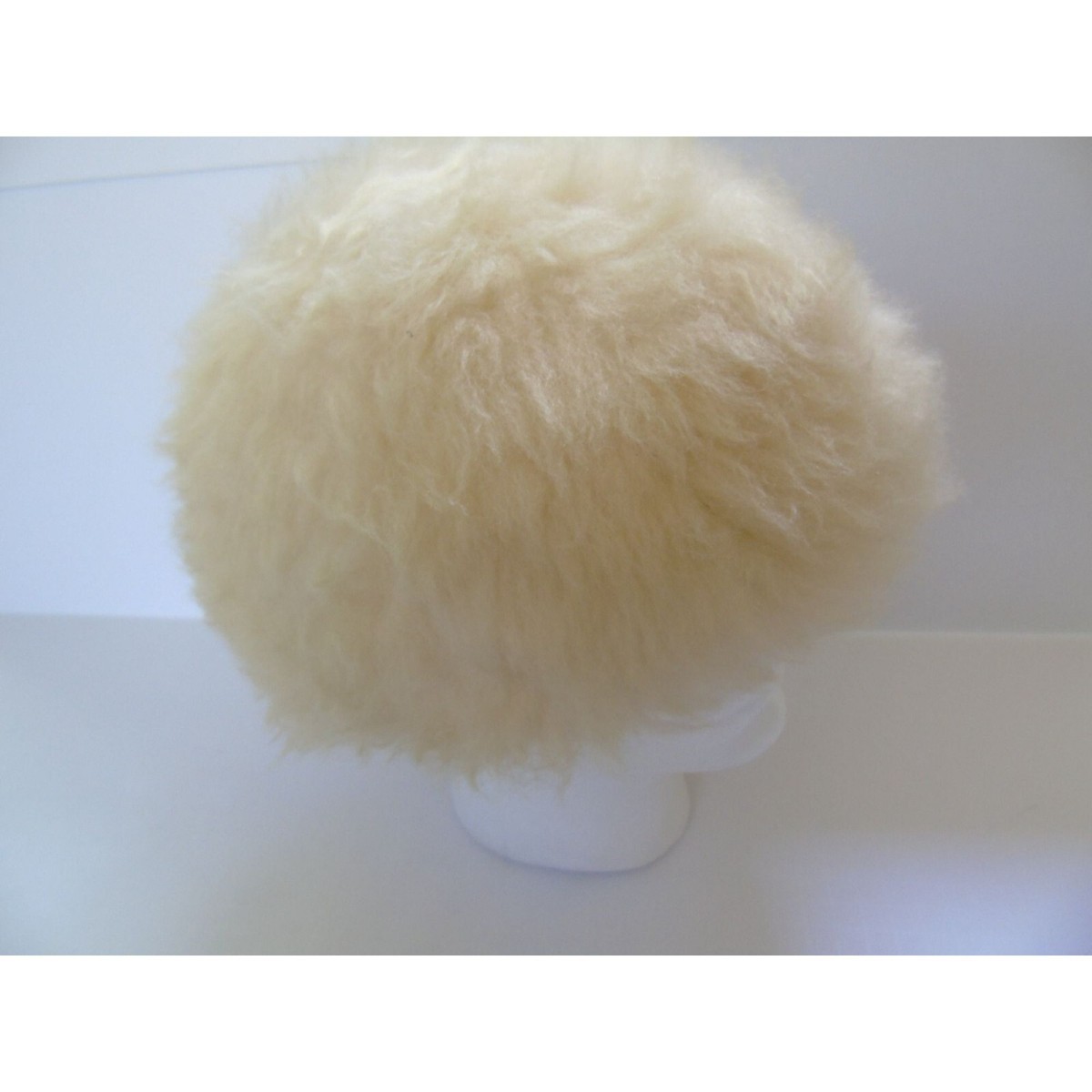 Lamb Wool Hat Beige Cossack 1950 display picture 1