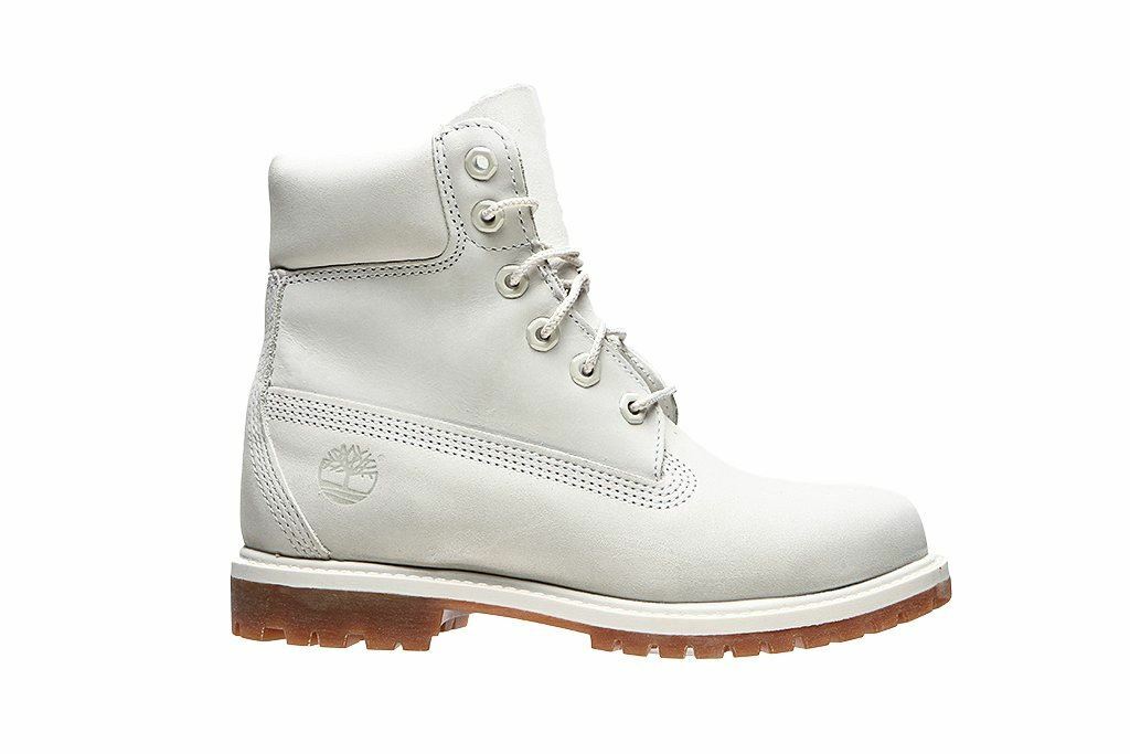 vaporous grey timberlands